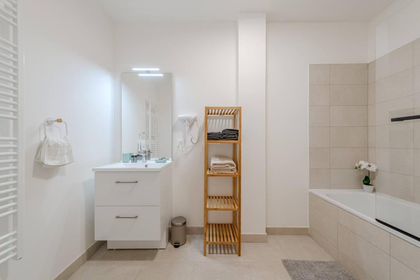 Cosy Apartment - Parking, Garden,10Mn From Disneyland! 몽테브랭 외부 사진
