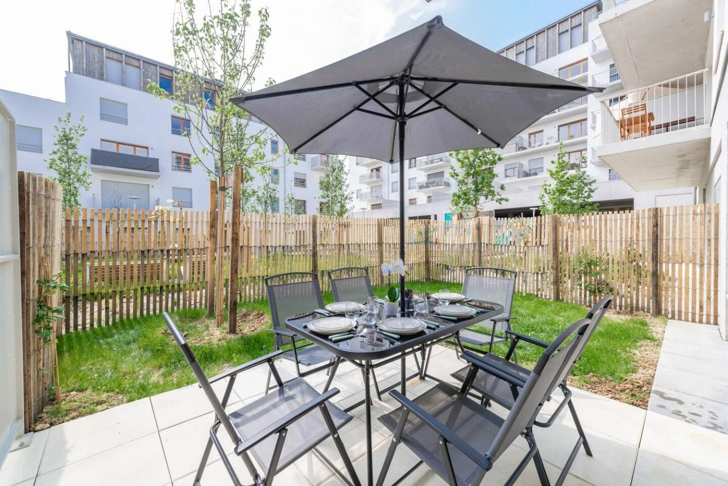 Cosy Apartment - Parking, Garden,10Mn From Disneyland! 몽테브랭 외부 사진