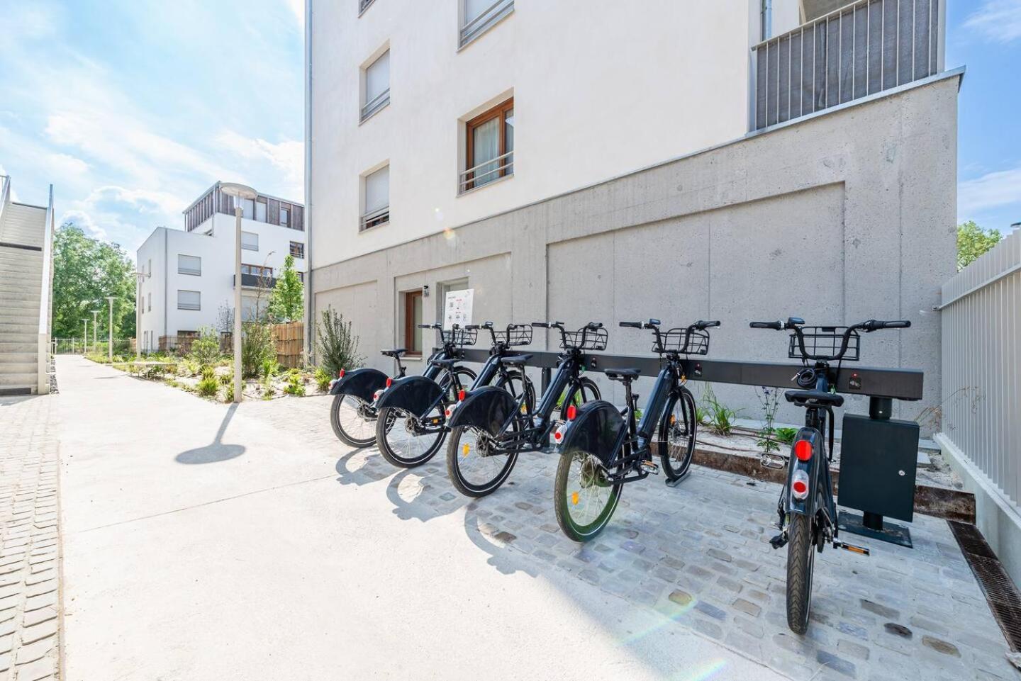 Cosy Apartment - Parking, Garden,10Mn From Disneyland! 몽테브랭 외부 사진